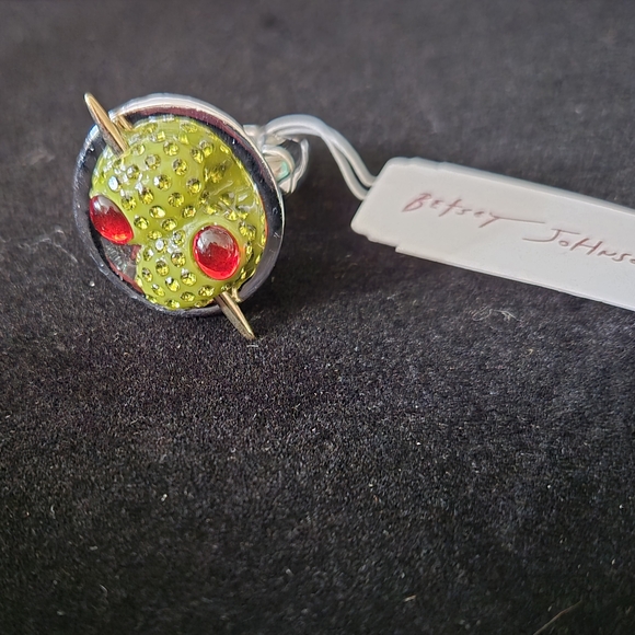 Betsey Johnson Red and Green Ring - Picture 2 of 3